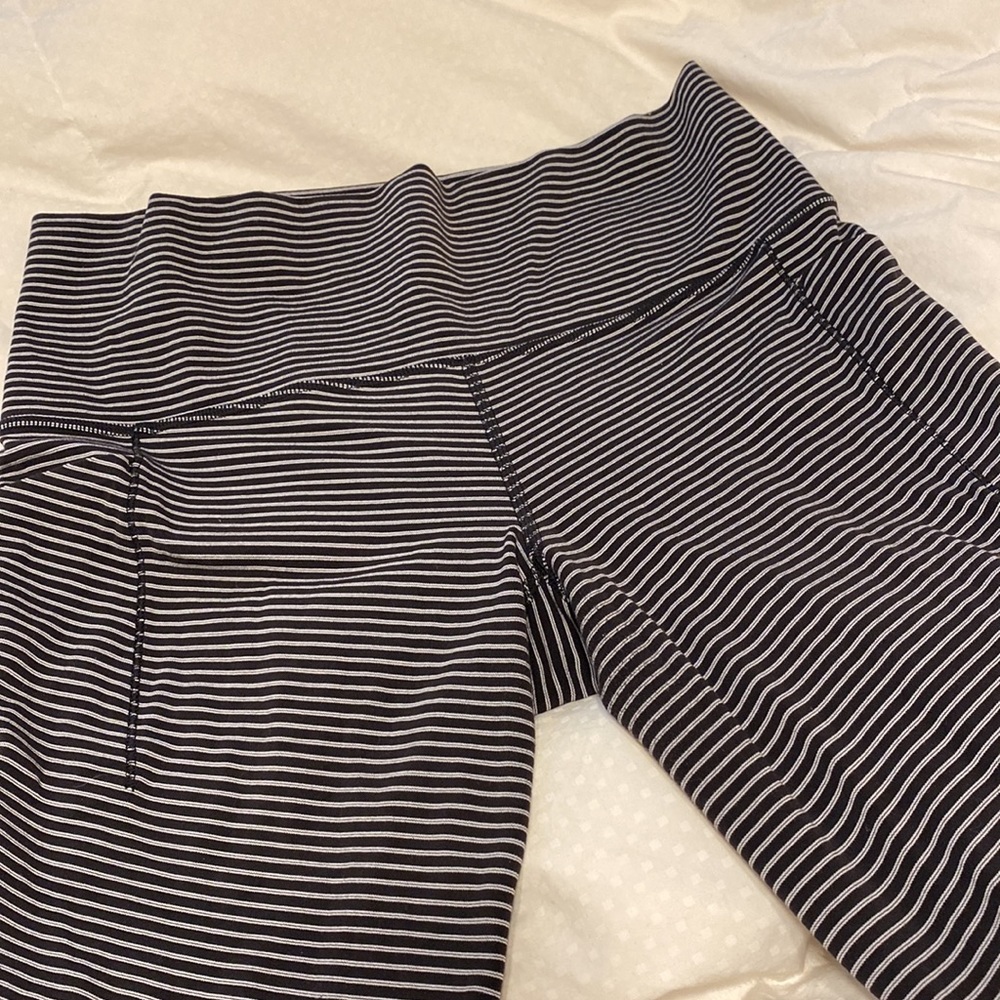 Athleta leggings - Picture 2 of 9